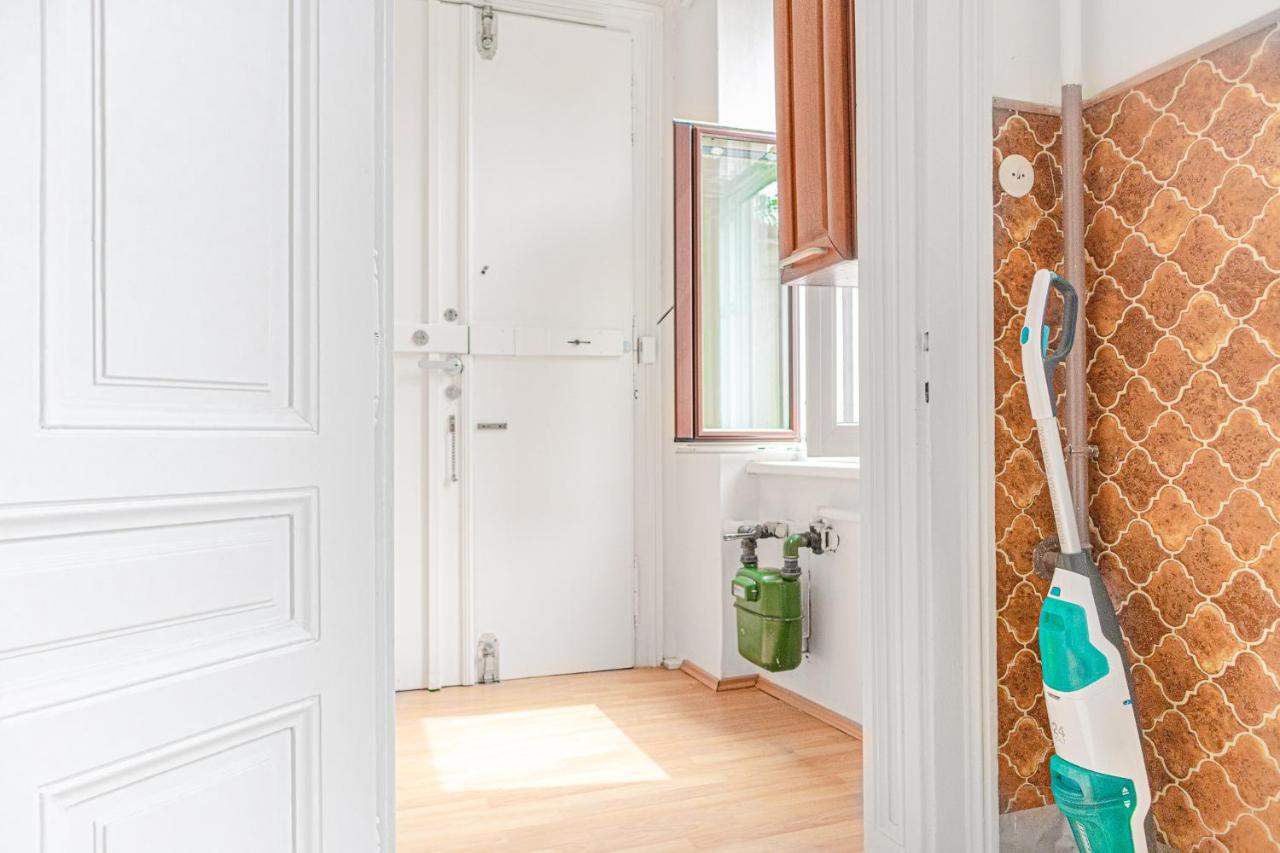 Pleasing 2Br Apt. Akh-Perfect For Groups Bécs Kültér fotó